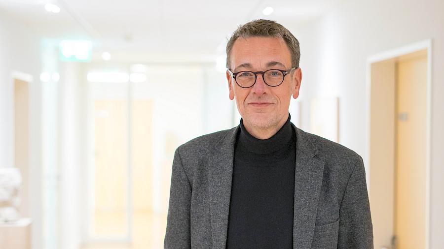 «Unser Behandlungsprogramm für stressbedingte Erkrankungen basiert auf wissenschaftlichen Erkenntnissen und wird fortlaufend evaluiert.»
Tobias Ballweg